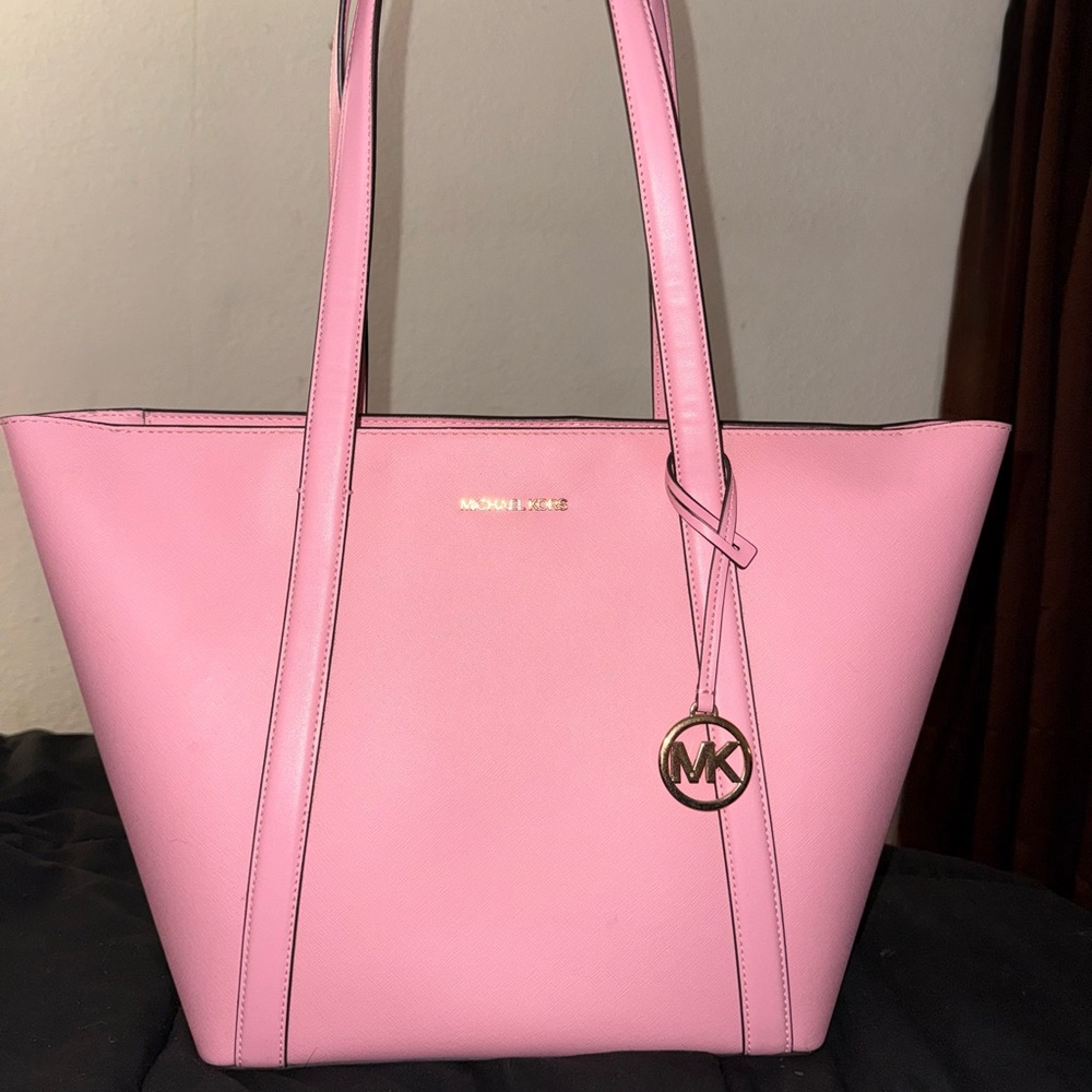 Michael Kors large Pratt tote